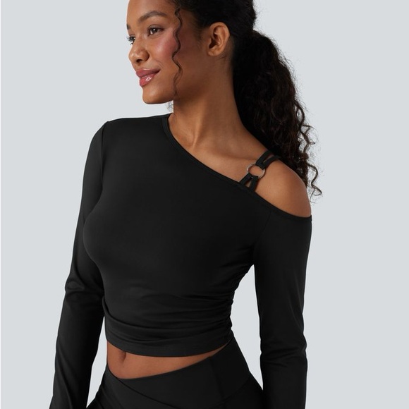 HALARA Tops - HALARA Black Softly Zero Airy Top